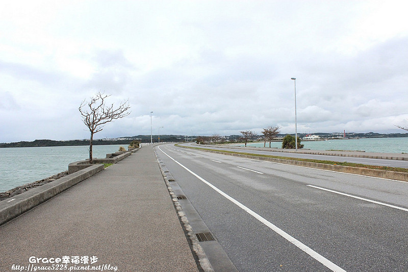沖繩海中道路