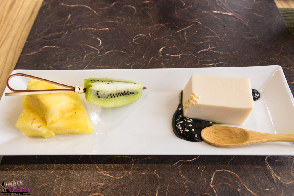 真月新日式料理 真月新日式料理