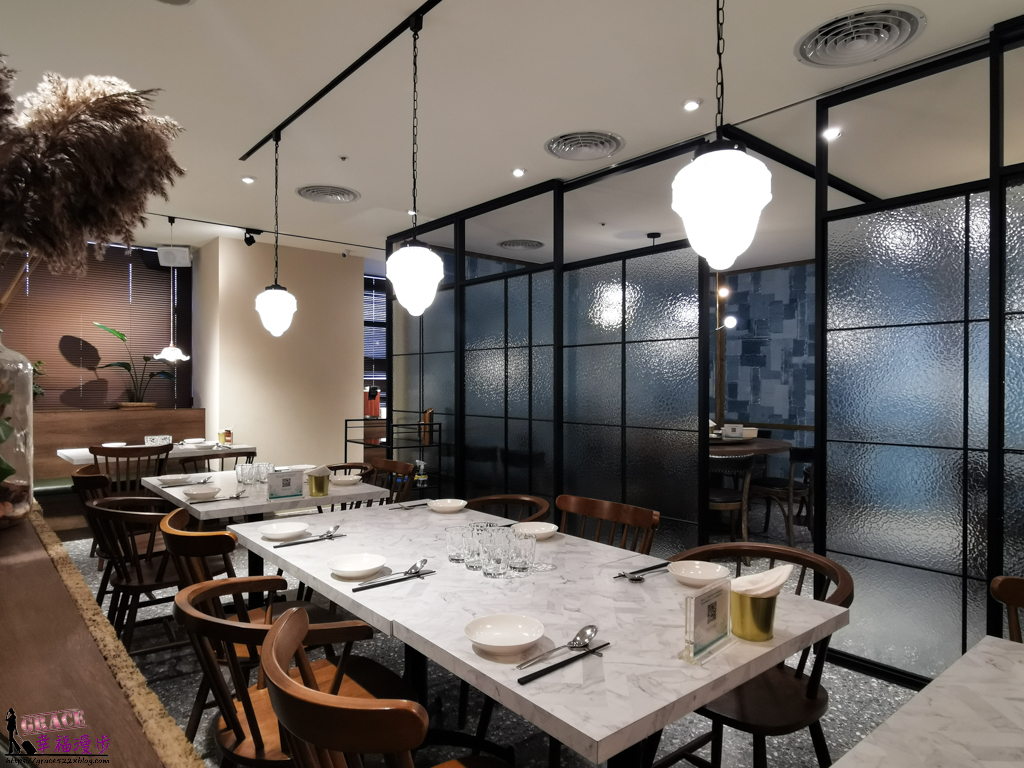 飯BAR LiLi 微風北車店