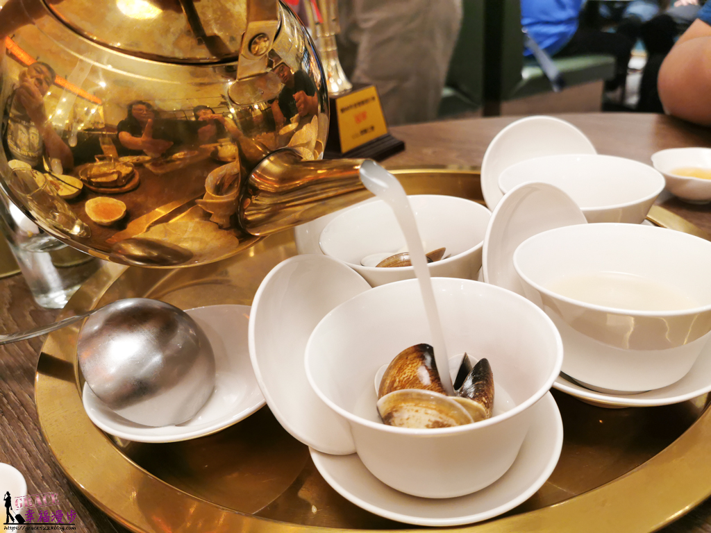 飯BAR LiLi 微風北車店