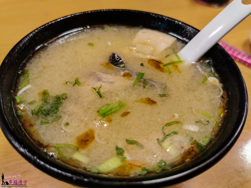 華僑市場魚莊生魚片專賣店