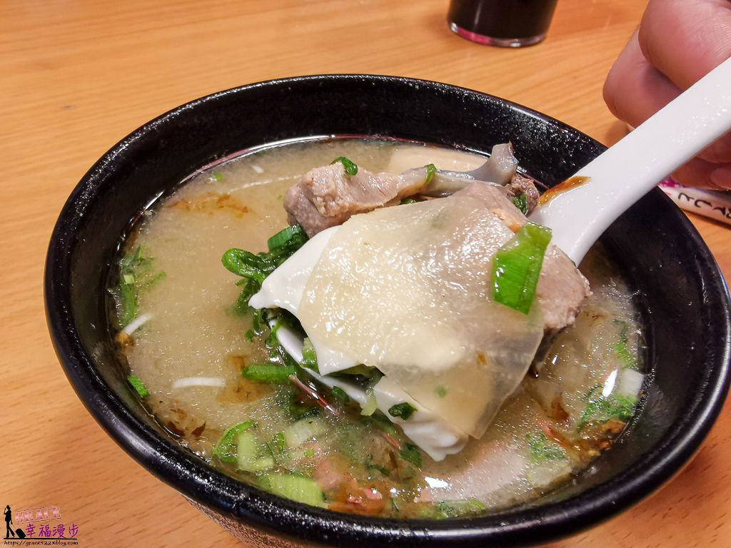 屏東美食,東港美食,東港華僑市場,華僑市場魚莊生魚片專賣店,魚莊生魚片專賣店,黑鮪魚