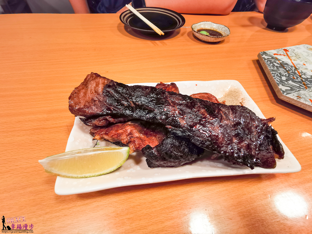 屏東美食,東港美食,東港華僑市場,華僑市場魚莊生魚片專賣店,魚莊生魚片專賣店,黑鮪魚