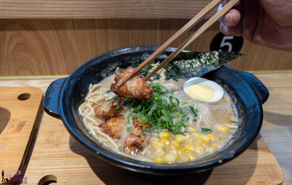 信川屋博多豚骨拉麵店 信川屋博多豚骨拉麵店