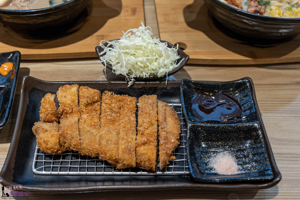 信川屋博多豚骨拉麵店
