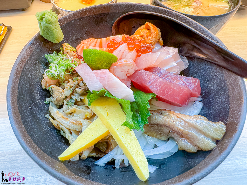 屏東美食,屏東美食推薦,東港華僑市場,王匠生魚片,王匠黑鮪魚生魚片,華僑市場王匠生魚片,華僑市場美食,華僑市場美食推薦