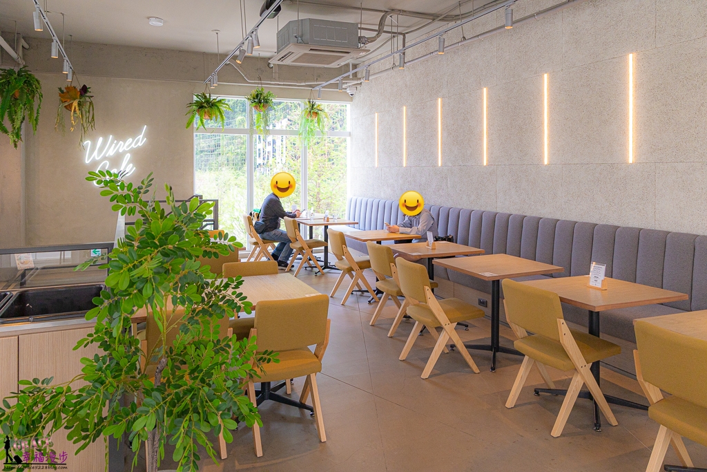 TOBA TOBA COLA,TSUTAYA BOOKSTORE,WIRED CAFE,南投日月町,南投景點,南投景點推薦,南投美食推薦,埔里景點,埔里景點推薦,埔里美食,埔里美食推薦,日月町蔦屋書局,日月町複合商場