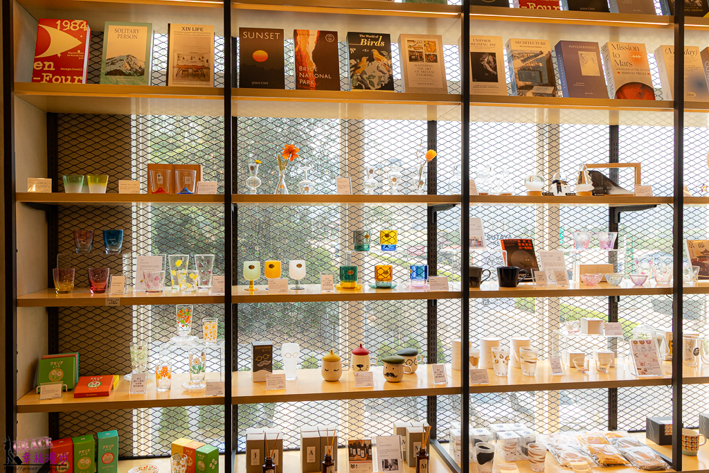TOBA TOBA COLA,TSUTAYA BOOKSTORE,WIRED CAFE,南投日月町,南投景點,南投景點推薦,南投美食推薦,埔里景點,埔里景點推薦,埔里美食,埔里美食推薦,日月町蔦屋書局,日月町複合商場