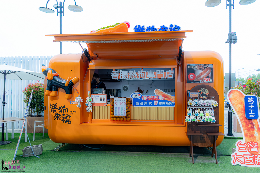 TOBA TOBA COLA,TSUTAYA BOOKSTORE,WIRED CAFE,南投日月町,南投景點,南投景點推薦,南投美食推薦,埔里景點,埔里景點推薦,埔里美食,埔里美食推薦,日月町蔦屋書局,日月町複合商場