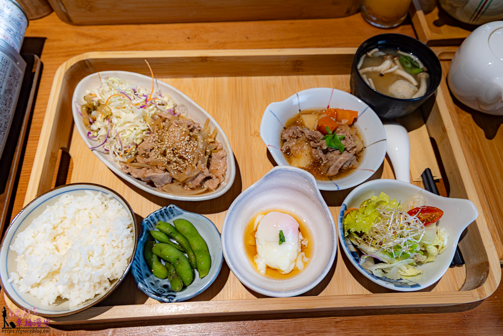 宜蘭美食,海鮮定食,漁港直送,礁溪咖啡廳,礁溪定食,礁溪美食,里海 Cafe',里海咖啡,鮮魚定食