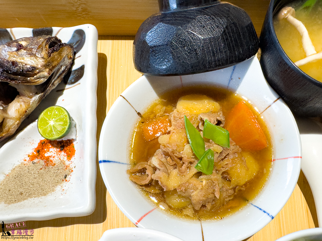 里海 cafe'