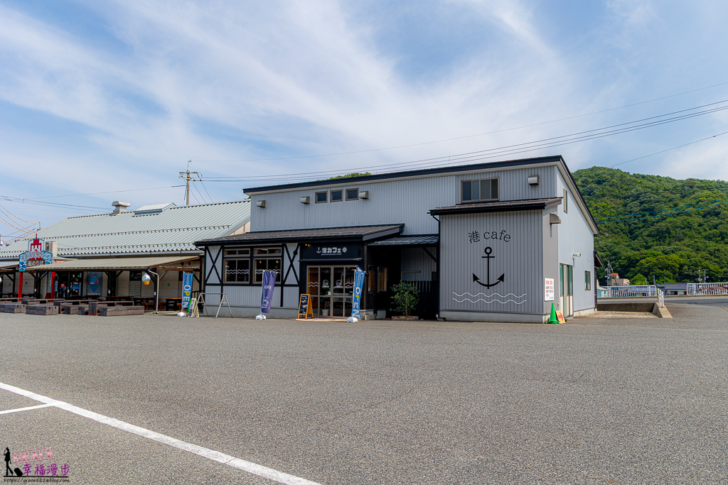 奇岩秘境,季節限定小型船,山陰海岸地質公園,日本秘境,日本鳥取之旅,浦富海岸,浦富海岸島巡遊覽船,清澈海水,湛藍海蝕洞,鳥取旅遊